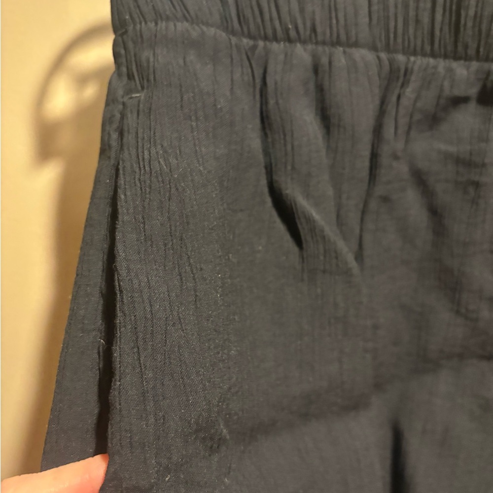 Abercrombie & Fitch Black High-Waist Elastic Pull-On Shorts - Picture 6 of 6